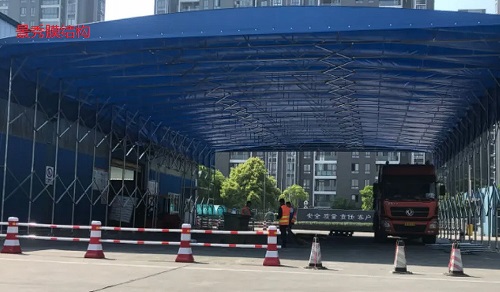 電動(dòng)伸縮雨棚