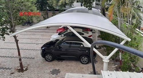 膜結構車棚