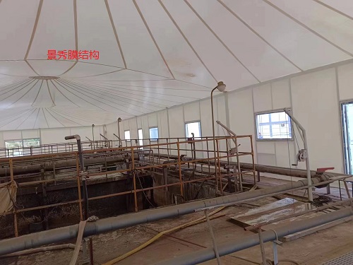 鋼支撐反吊膜和懸索反吊膜之間的區(qū)別