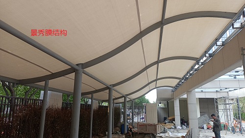 探索停車棚生產(chǎn)廠家